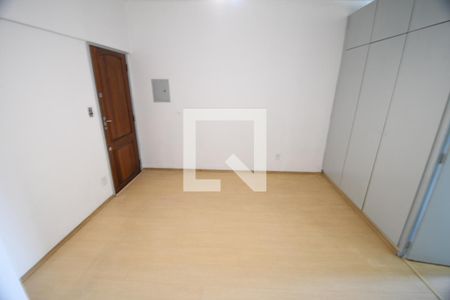Sala de apartamento para alugar com 1 quarto, 50m² em Centro, Campinas