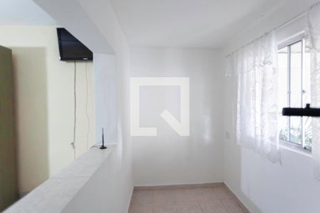 Quarto 1 de casa para alugar com 2 quartos, 100m² em Planalto, Belo Horizonte
