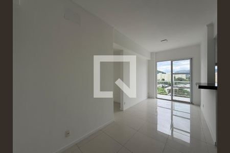 Sala de apartamento para alugar com 3 quartos, 70m² em Anil, Rio de Janeiro