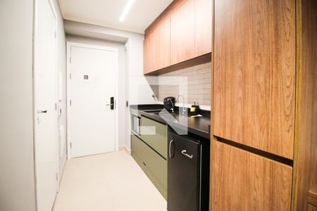 Cozinha de kitnet/studio para alugar com 1 quarto, 27m² em Moema, São Paulo