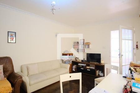 Sala de casa à venda com 3 quartos, 240m² em Vila Santo Estevão, São Paulo