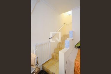 Escada de casa à venda com 3 quartos, 240m² em Vila Santo Estevão, São Paulo