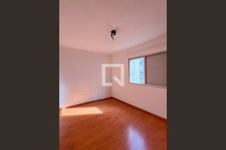 Quarto 1 de apartamento para alugar com 2 quartos, 60m² em Sacoma, São Paulo