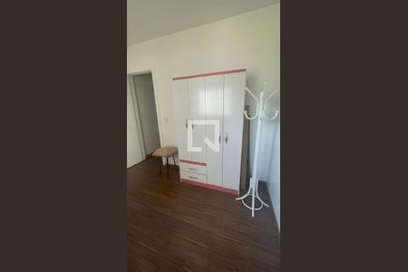 Quarto 3 de apartamento para alugar com 3 quartos, 68m² em Passo d’Areia, Porto Alegre