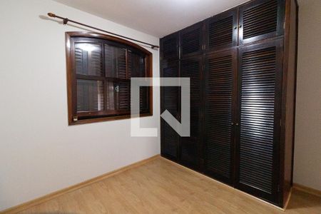 Quarto 1 de casa à venda com 3 quartos, 152m² em Cidade dos Bandeirantes, São Paulo