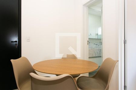 Sala - Mesa e Cadeiras de apartamento para alugar com 1 quarto, 36m² em Parque São Jorge, São Paulo