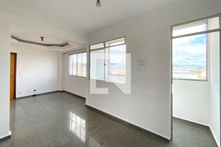Sala de apartamento à venda com 3 quartos, 90m² em Sagrada Família, Belo Horizonte