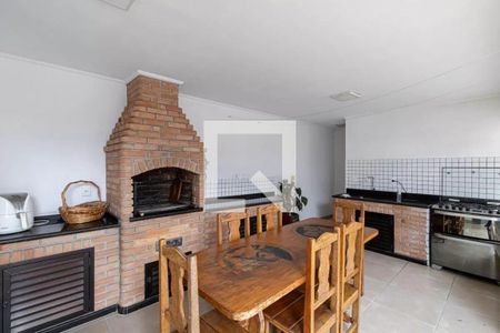 Casa à venda com 4 quartos, 409m² em Vila Rio Branco, São Paulo