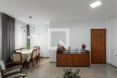 Sala de apartamento à venda com 3 quartos, 90m² em Santa Efigênia, Belo Horizonte