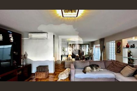 Casa à venda com 4 quartos, 250m² em Santo Amaro, São Paulo