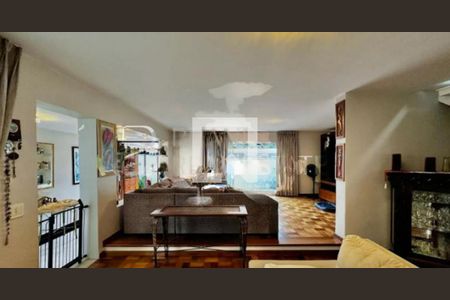 Casa à venda com 4 quartos, 250m² em Santo Amaro, São Paulo