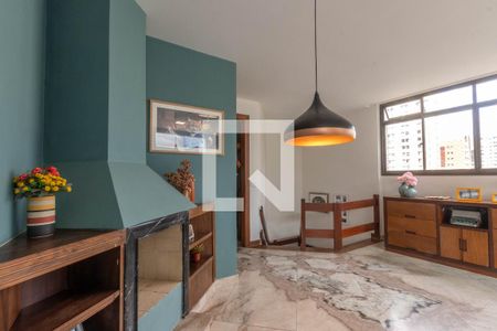 Sala do segundo andar de apartamento à venda com 5 quartos, 324m² em Savassi, Belo Horizonte