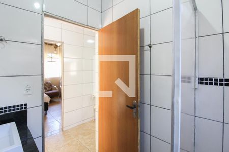 Banheiro de casa para alugar com 1 quarto, 199m² em Cenaculo, Belo Horizonte