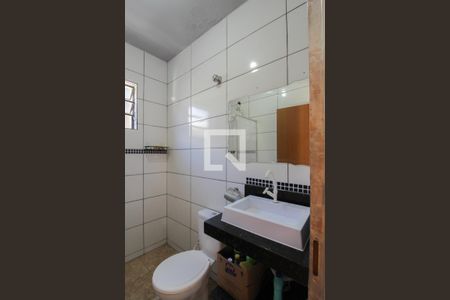 Banheiro de casa para alugar com 1 quarto, 199m² em Cenaculo, Belo Horizonte