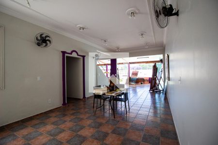 Sala  de casa para alugar com 4 quartos, 320m² em Jardim Pagliato, Sorocaba