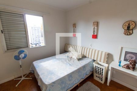 QUARTO 1 de apartamento para alugar com 2 quartos, 70m² em Vila Itapura, Campinas