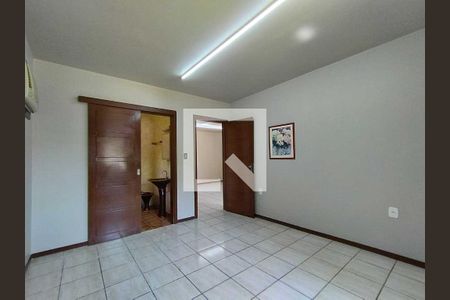 Quarto 1 de casa para alugar com 2 quartos, 150m² em Cristo Rei, São Leopoldo