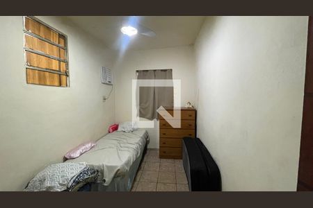 Quarto 2 de casa para alugar com 2 quartos, 60m² em Jardim Carioca, Rio de Janeiro