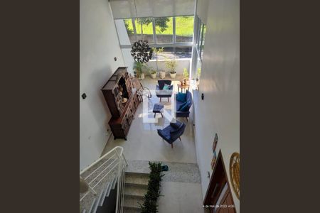 Casa para alugar com 4 quartos, 210m² em Vila Pedra Branca, São Paulo