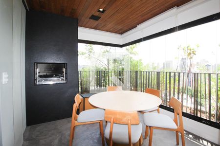 Varanda de apartamento à venda com 2 quartos, 84m² em Vila Olímpia, São Paulo