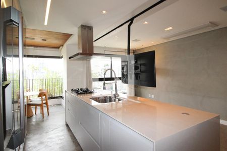 Cozinha de apartamento à venda com 2 quartos, 84m² em Vila Olímpia, São Paulo