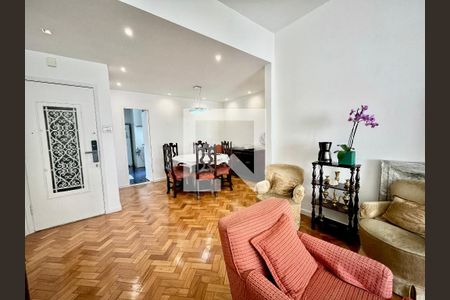 Sala  de apartamento à venda com 3 quartos, 117m² em Leblon, Rio de Janeiro