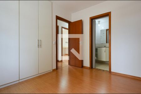 Suíte de apartamento para alugar com 3 quartos, 80m² em União, Belo Horizonte