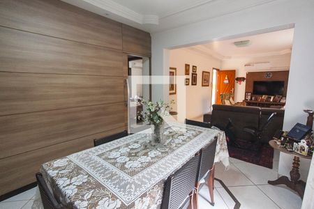 Sala de casa para alugar com 4 quartos, 180m² em Nossa Senhora Aparecida, Uberlândia
