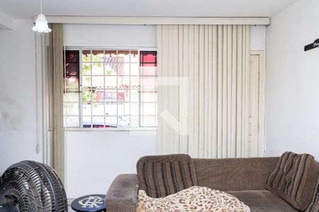 Sala de casa de condomínio para alugar com 2 quartos, 71m² em Campo Grande, Rio de Janeiro