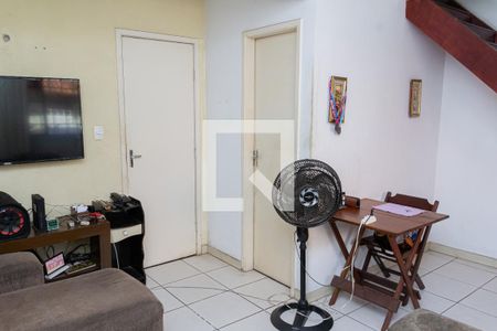 Sala de casa de condomínio para alugar com 2 quartos, 71m² em Campo Grande, Rio de Janeiro