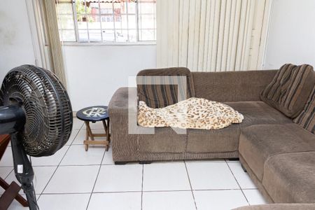 Sala de casa de condomínio para alugar com 2 quartos, 71m² em Campo Grande, Rio de Janeiro