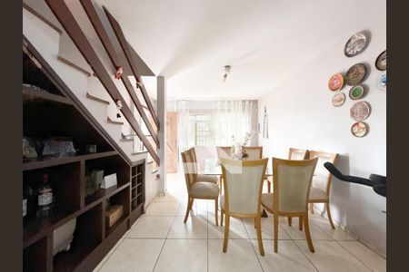 Casa à venda com 4 quartos, 300m² em Vila Missionaria, São Paulo