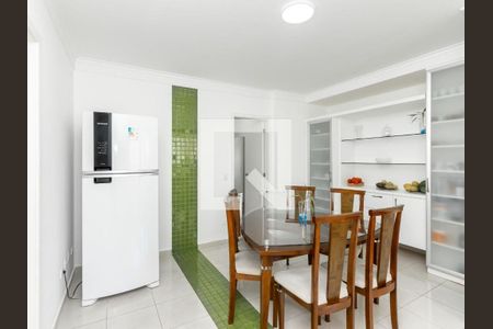 Apartamento à venda com 4 quartos, 221m² em Vila Suzana, São Paulo