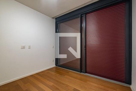 Suíte 1 de apartamento para alugar com 2 quartos, 150m² em Jardim das Bandeiras, São Paulo
