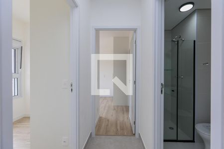 Corredor de apartamento para alugar com 2 quartos, 60m² em Vila Progredior, São Paulo