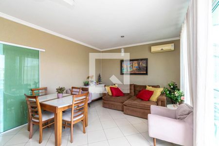 Sala de apartamento à venda com 2 quartos, 156m² em Irajá, Rio de Janeiro