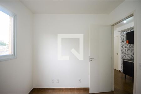 Quarto 1 de apartamento para alugar com 2 quartos, 36m² em Jardim Bandeirantes, São Paulo