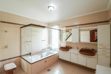 banheiro da suíte  de casa à venda com 4 quartos, 280m² em Vila Ester (zona Norte), São Paulo