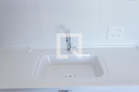 Sala, cozinha e área de serviço de apartamento para alugar com 2 quartos, 32m² em Vila Pereira Cerca, São Paulo