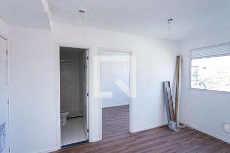 Sala, cozinha e área de serviço de apartamento para alugar com 2 quartos, 32m² em Vila Pereira Cerca, São Paulo