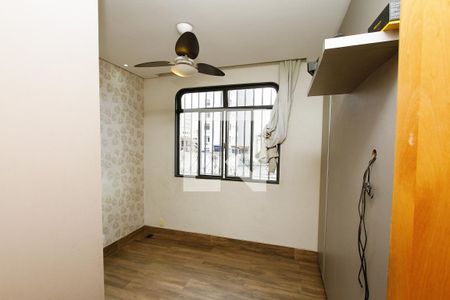 Quarto 1 de apartamento para alugar com 3 quartos, 100m² em Caiçaras, Belo Horizonte