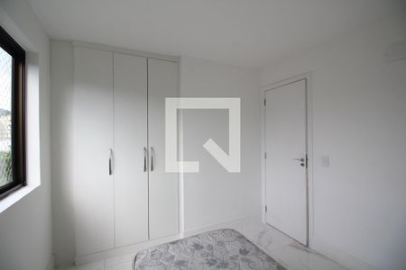 Quarto 1 de apartamento para alugar com 2 quartos, 60m² em Freguesia (jacarepaguá), Rio de Janeiro