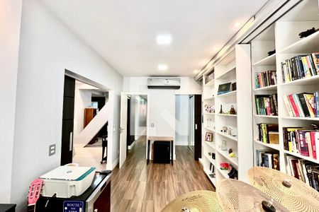 Sala  de apartamento à venda com 3 quartos, 100m² em Copacabana, Rio de Janeiro