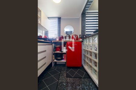 Cozinha de apartamento para alugar com 1 quarto, 50m² em Brooklin, São Paulo