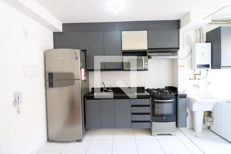 Sala / Cozinha de apartamento para alugar com 2 quartos, 43m² em Santo Amaro, São Paulo