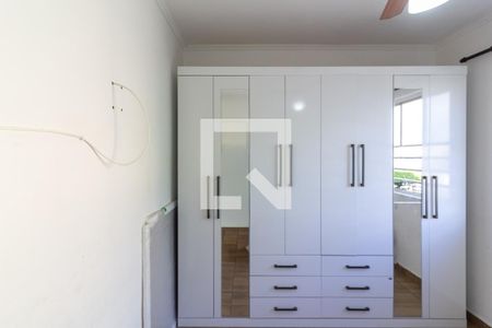Quarto 1 de apartamento para alugar com 2 quartos, 42m² em Jardim Martini, São Paulo