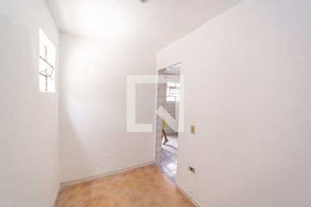 Quarto 1 de casa para alugar com 2 quartos, 55m² em Jardim Fernandes, São Paulo