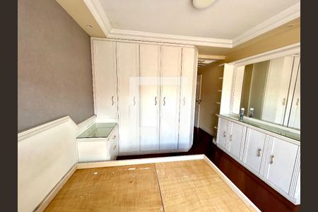 Quarto Suíte de casa para alugar com 3 quartos, 250m² em Macedo, Guarulhos