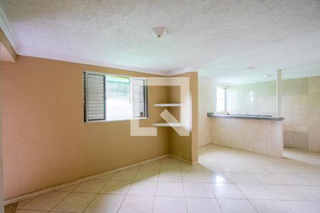 Sala de casa para alugar com 2 quartos, 60m² em Vila Progresso, Santo André