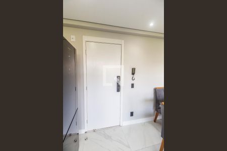 Entrada de apartamento para alugar com 2 quartos, 55m² em Jardim Maria Helena, Barueri